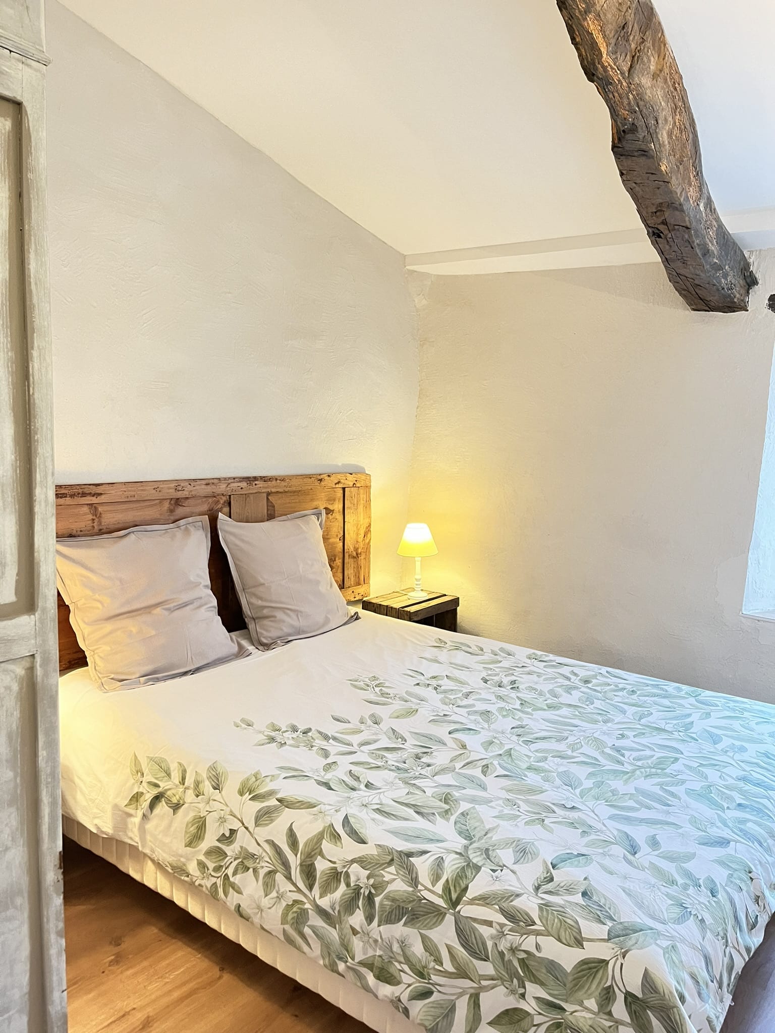 grande chambre avec lit double pour passer d'excellente vacances